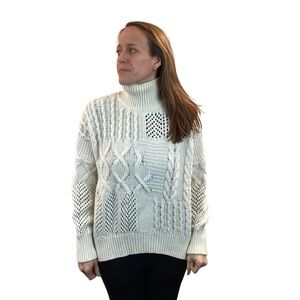 Athleta Cashmere Wool Sweater Turtleneck Loose Weave Design Off White